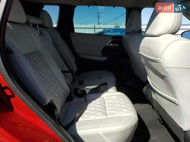 Внедорожник / Кроссовер Mitsubishi Outlander 2022 в Виннице фото 11 Внедорожник / Кроссовер Mitsubishi Outlander 2022 в Виннице