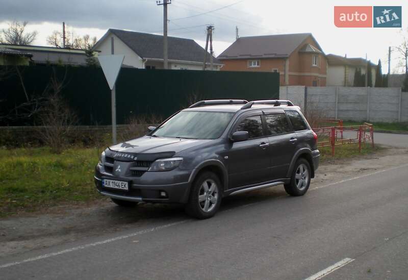 Внедорожник / Кроссовер Mitsubishi Outlander 2006 в Харькове