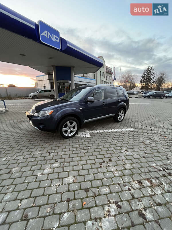 Внедорожник / Кроссовер Mitsubishi Outlander 2008 в Луцке фото 22 Внедорожник / Кроссовер Mitsubishi Outlander 2008 в Луцке
