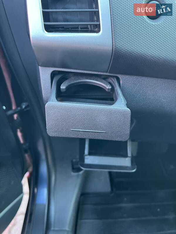 Внедорожник / Кроссовер Mitsubishi Outlander 2008 в Луцке фото 43 Внедорожник / Кроссовер Mitsubishi Outlander 2008 в Луцке