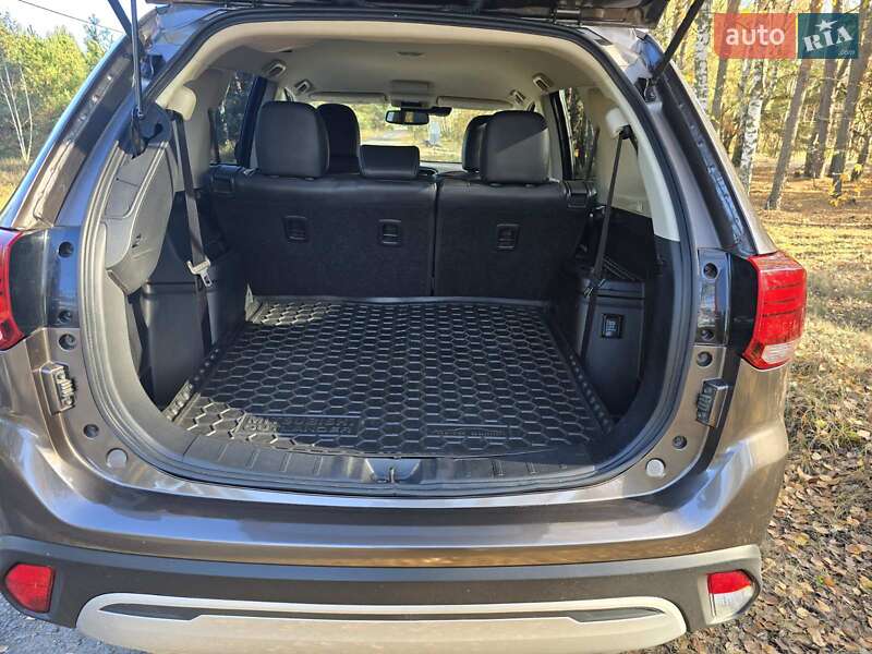 Позашляховик / Кросовер Mitsubishi Outlander 2020 в Вишгороді