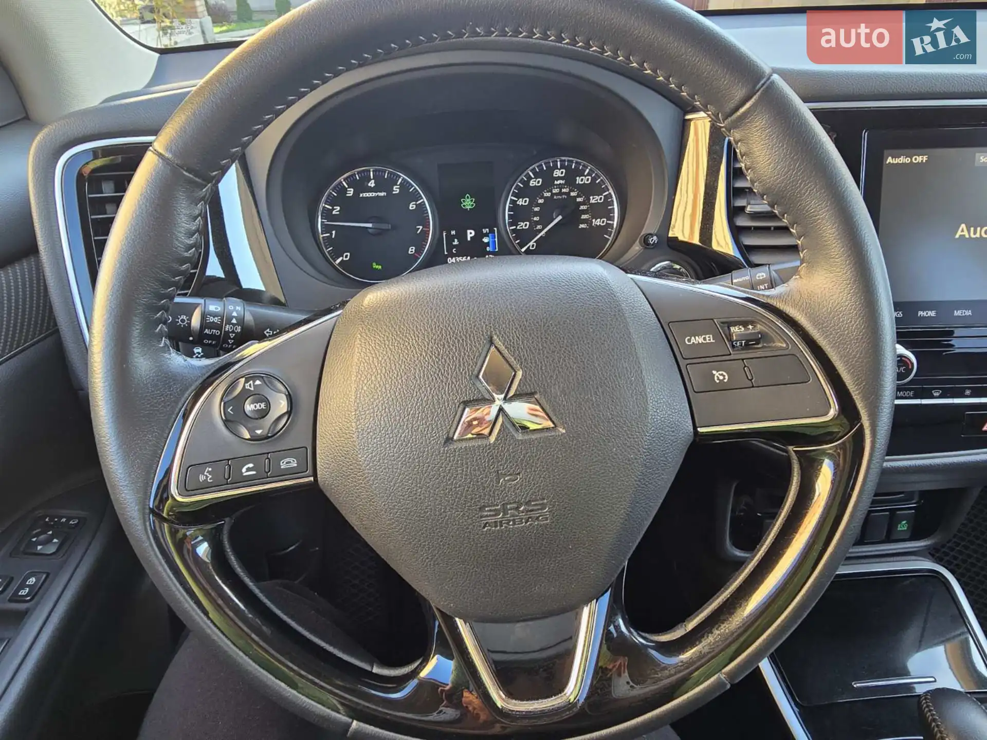 2020 Mitsubishi Outlander - мініатюра 18