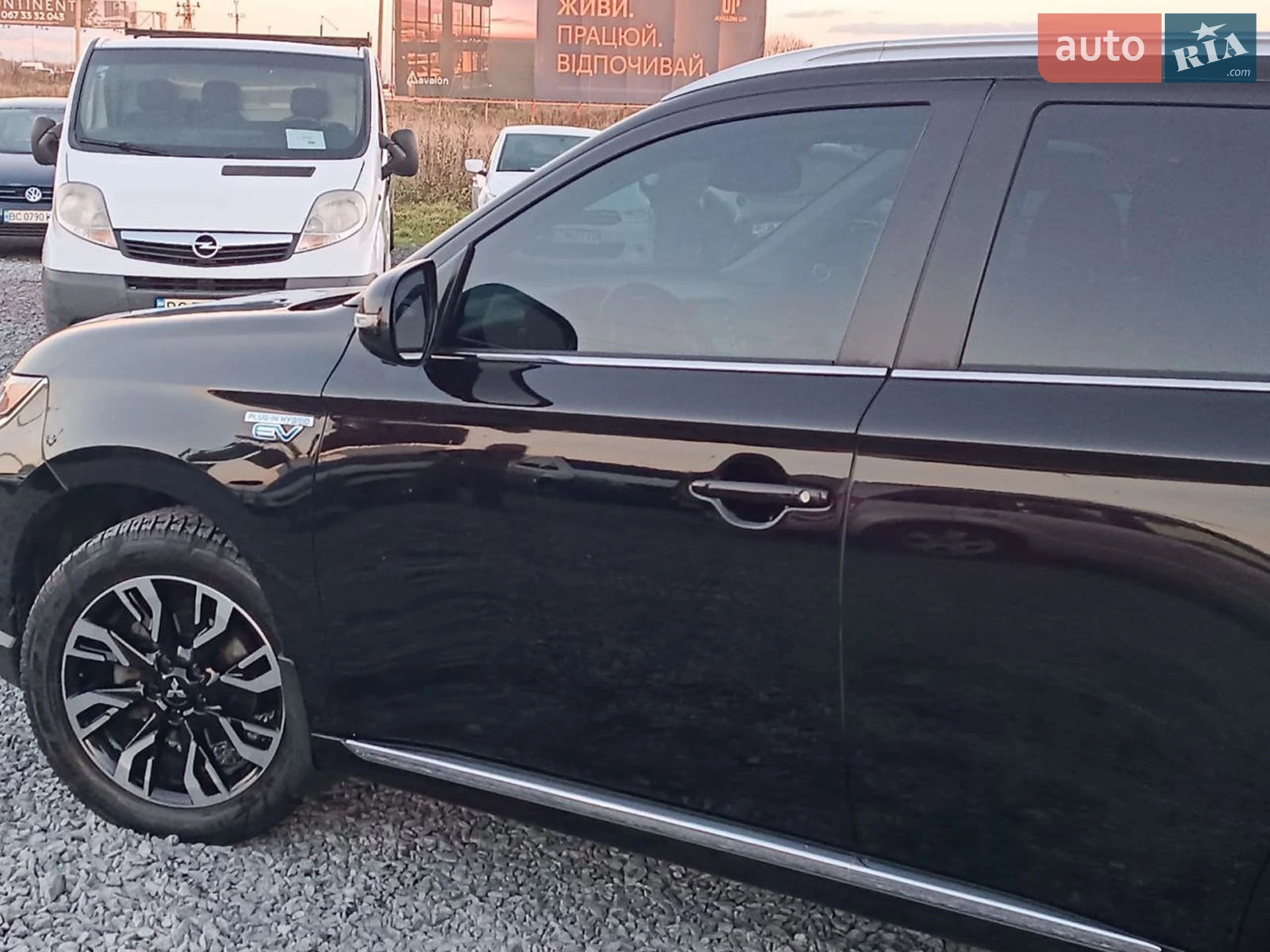 2018 Mitsubishi Outlander - мініатюра 4