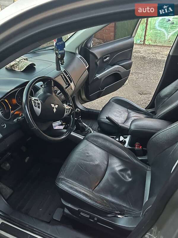Внедорожник / Кроссовер Mitsubishi Outlander 2007 в Литине фото 9 Внедорожник / Кроссовер Mitsubishi Outlander 2007 в Литине