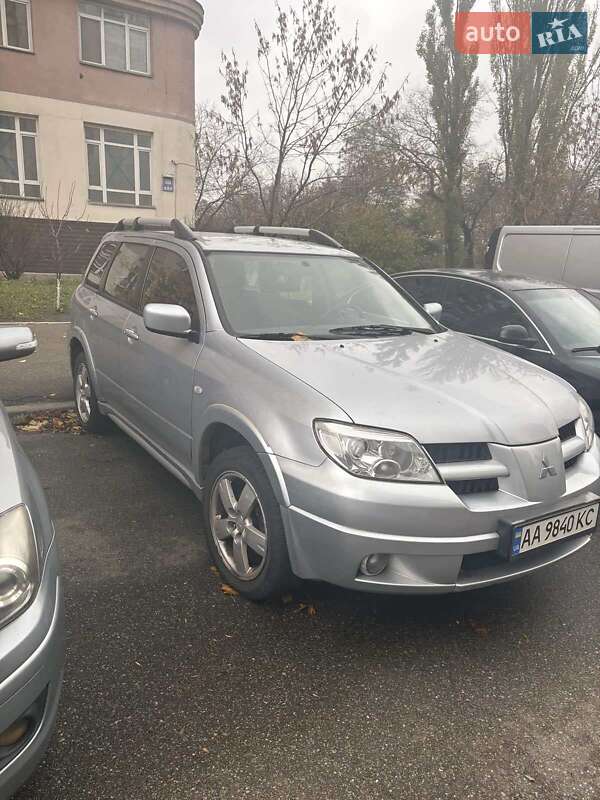 Внедорожник / Кроссовер Mitsubishi Outlander 2009 в Нежине