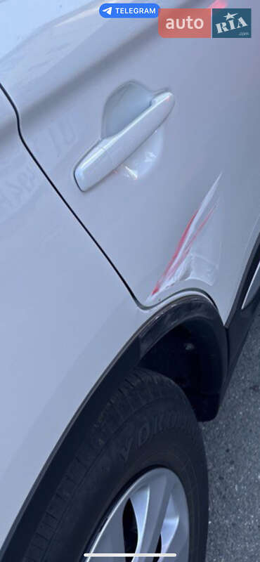 Внедорожник / Кроссовер Mitsubishi Outlander 2023 в Полтаве