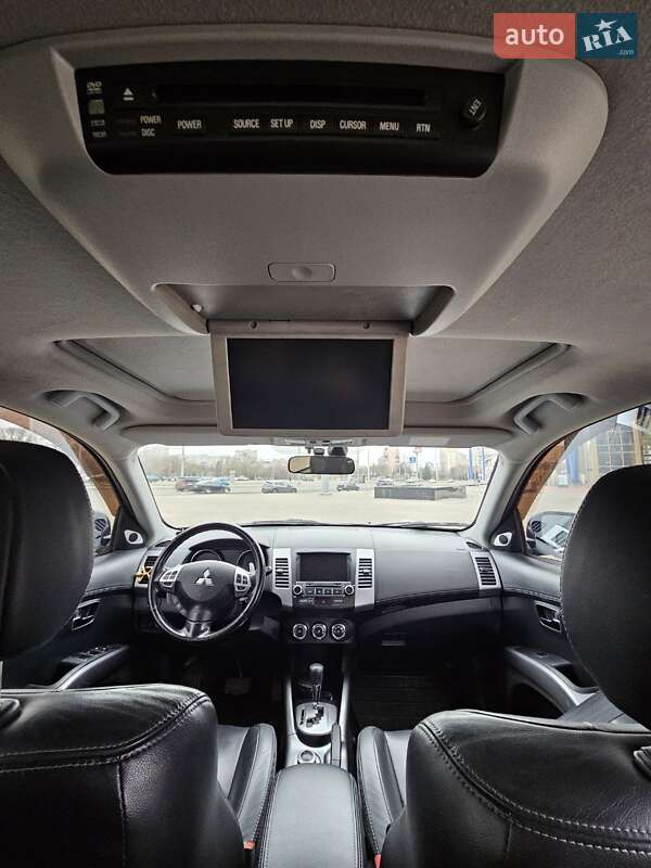 Внедорожник / Кроссовер Mitsubishi Outlander 2010 в Харькове