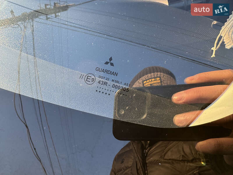 Внедорожник / Кроссовер Mitsubishi Outlander 2012 в Киеве