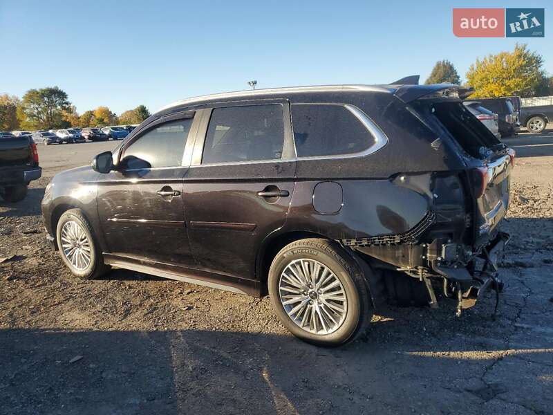 Внедорожник / Кроссовер Mitsubishi Outlander 2020 в Черновцах фото 2 Внедорожник / Кроссовер Mitsubishi Outlander 2020 в Черновцах