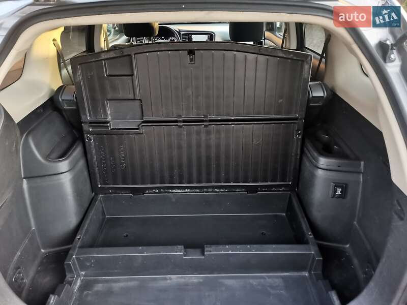 Внедорожник / Кроссовер Mitsubishi Outlander 2016 в Луцке фото 20 Внедорожник / Кроссовер Mitsubishi Outlander 2016 в Луцке