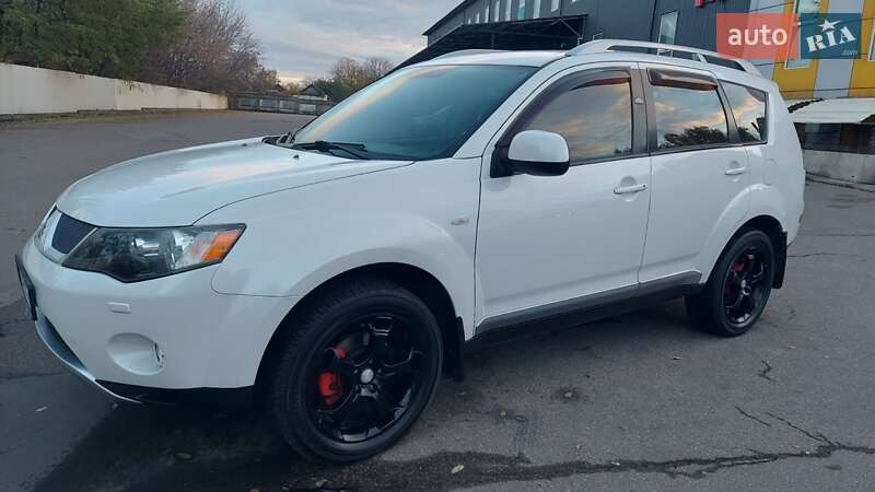 Внедорожник / Кроссовер Mitsubishi Outlander 2008 в Чернигове