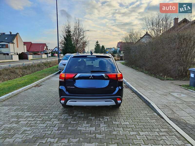 Внедорожник / Кроссовер Mitsubishi Outlander 2020 в Виннице