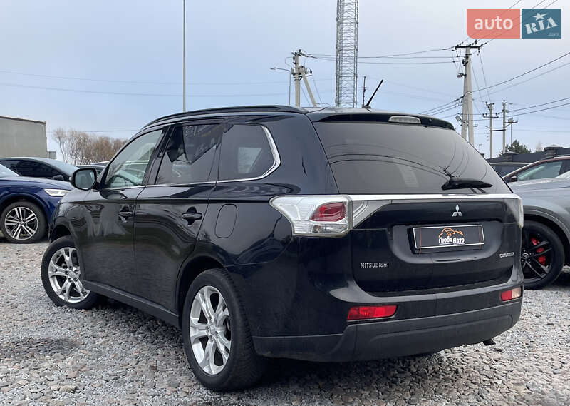 Внедорожник / Кроссовер Mitsubishi Outlander 2012 в Львове