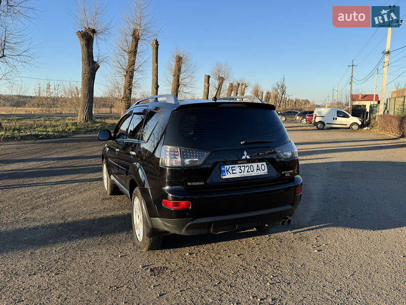Внедорожник / Кроссовер Mitsubishi Outlander 2008 в Киеве
