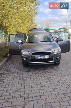 Внедорожник / Кроссовер Mitsubishi Outlander 2010 в Ивано-Франковске