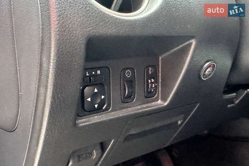 Внедорожник / Кроссовер Mitsubishi Outlander 2007 в Киеве