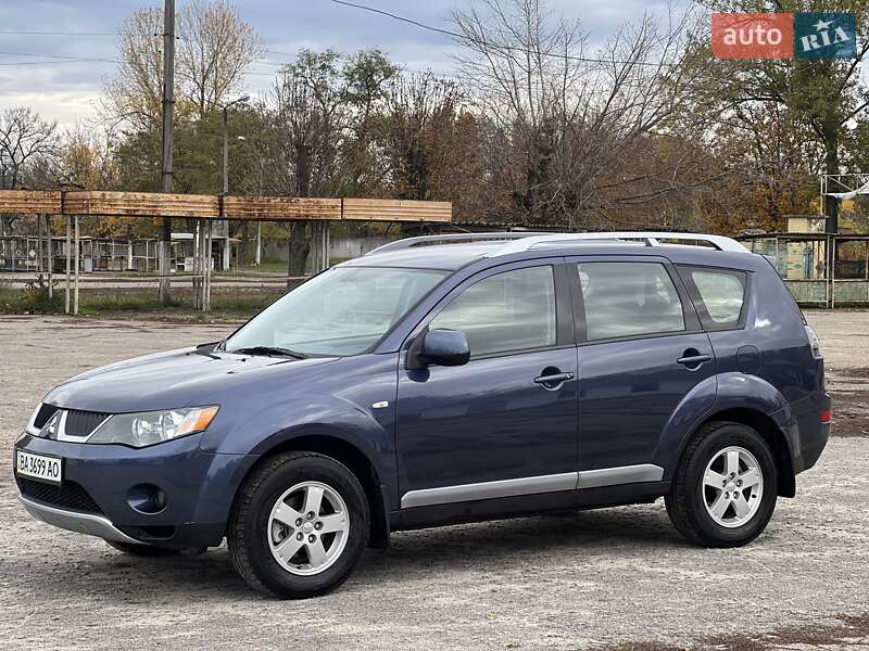 Позашляховик / Кросовер Mitsubishi Outlander 2008 в Жовтих Водах
