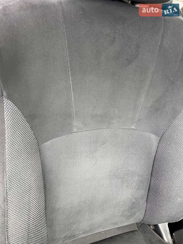 Позашляховик / Кросовер Mitsubishi Outlander 2008 в Жовтих Водах