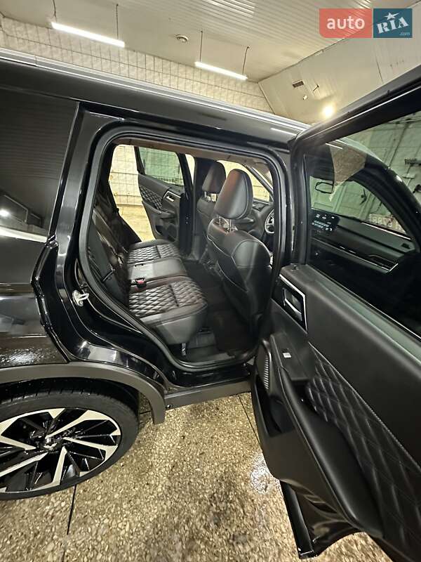 Внедорожник / Кроссовер Mitsubishi Outlander 2022 в Харькове фото 16 Внедорожник / Кроссовер Mitsubishi Outlander 2022 в Харькове