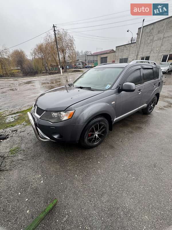 Внедорожник / Кроссовер Mitsubishi Outlander 2007 в Житомире