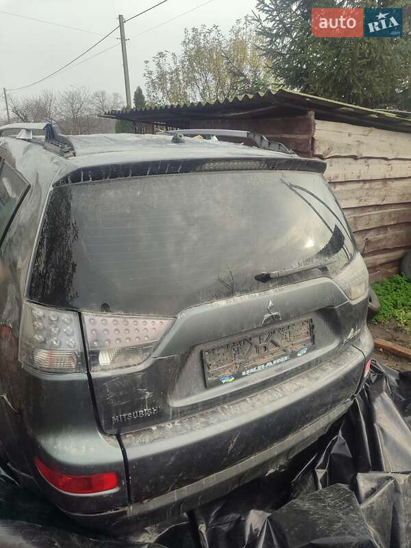 Внедорожник / Кроссовер Mitsubishi Outlander 2007 в Полтаве фото 10 Внедорожник / Кроссовер Mitsubishi Outlander 2007 в Полтаве