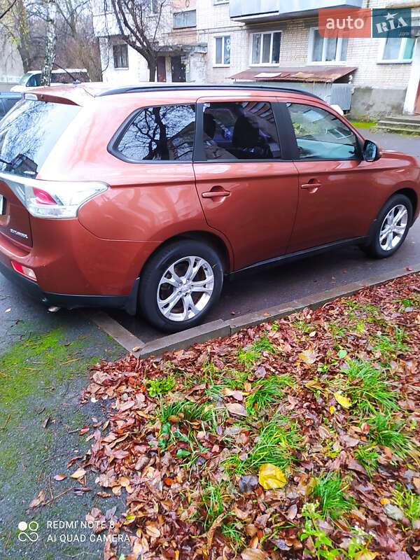 Внедорожник / Кроссовер Mitsubishi Outlander 2013 в Виннице