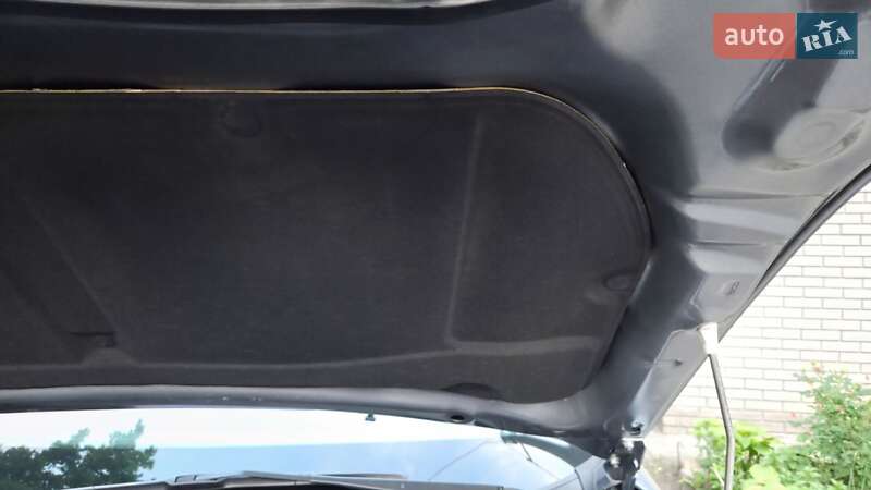 Позашляховик / Кросовер Mitsubishi Outlander 2016 в Харкові