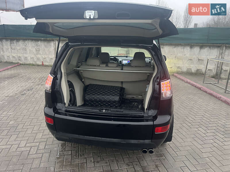 Внедорожник / Кроссовер Mitsubishi Outlander 2008 в Борисполе