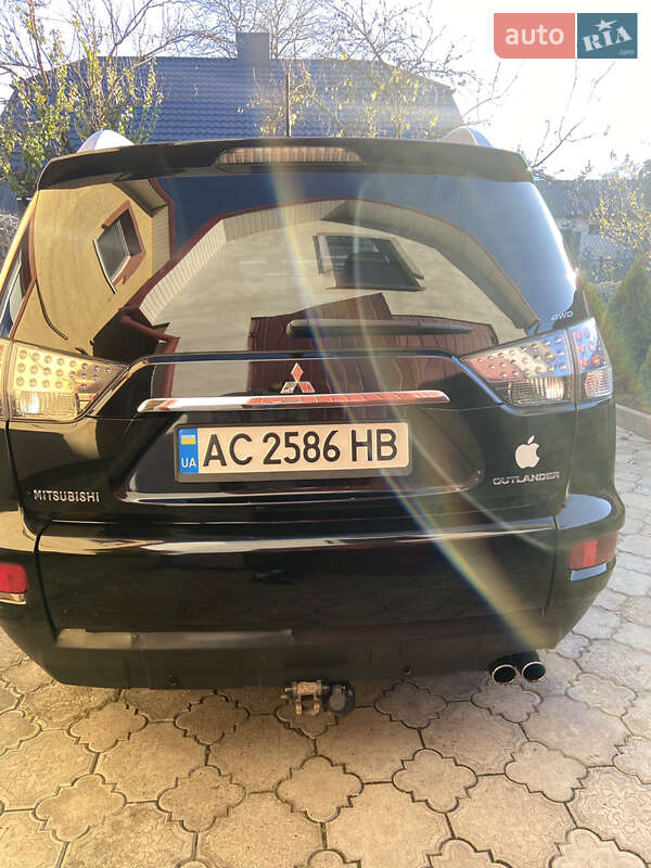 Внедорожник / Кроссовер Mitsubishi Outlander 2010 в Владимире