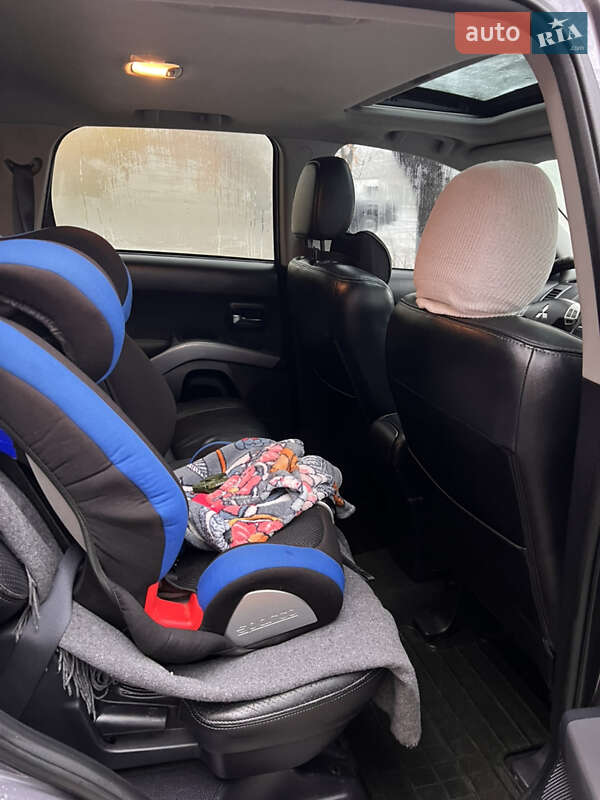 Внедорожник / Кроссовер Mitsubishi Outlander 2008 в Умани фото 44 Внедорожник / Кроссовер Mitsubishi Outlander 2008 в Умани