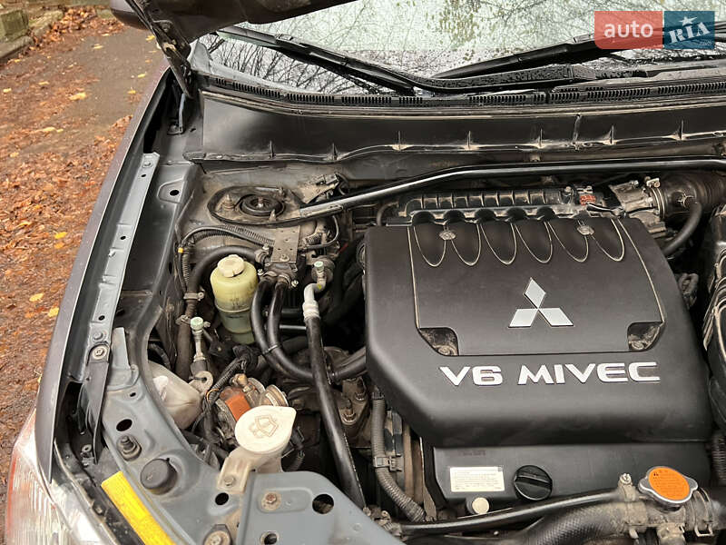 Внедорожник / Кроссовер Mitsubishi Outlander 2008 в Умани фото 51 Внедорожник / Кроссовер Mitsubishi Outlander 2008 в Умани