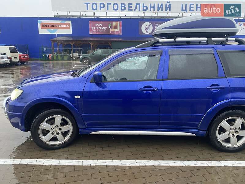 Внедорожник / Кроссовер Mitsubishi Outlander 2006 в Прилуках