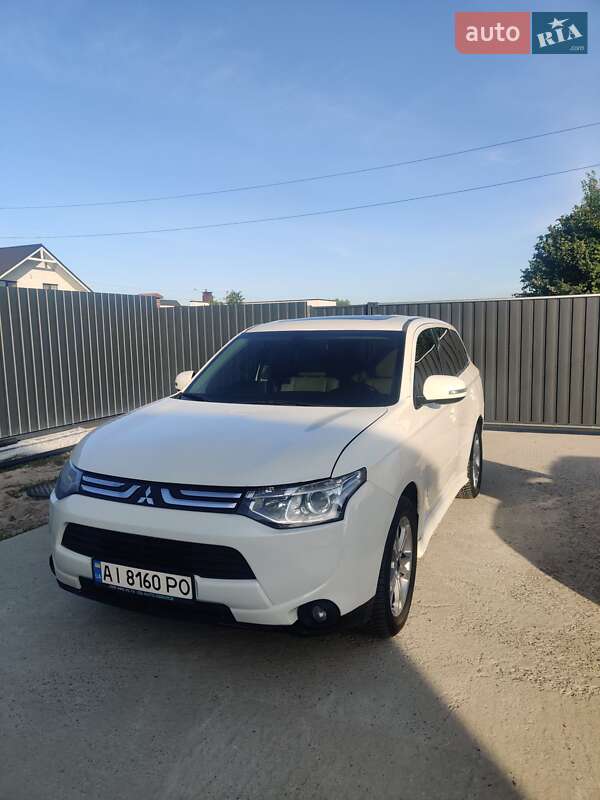 Mitsubishi Outlander 2013