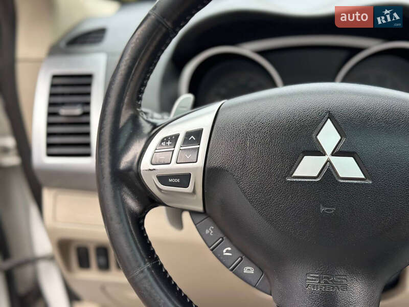 Позашляховик / Кросовер Mitsubishi Outlander 2008 в Дніпрі