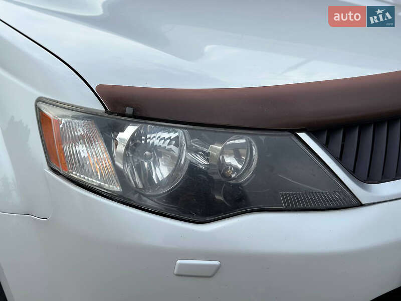 Позашляховик / Кросовер Mitsubishi Outlander 2008 в Дніпрі