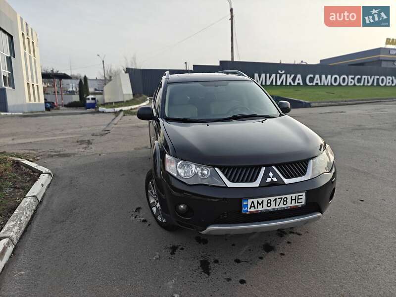 Внедорожник / Кроссовер Mitsubishi Outlander 2007 в Харькове