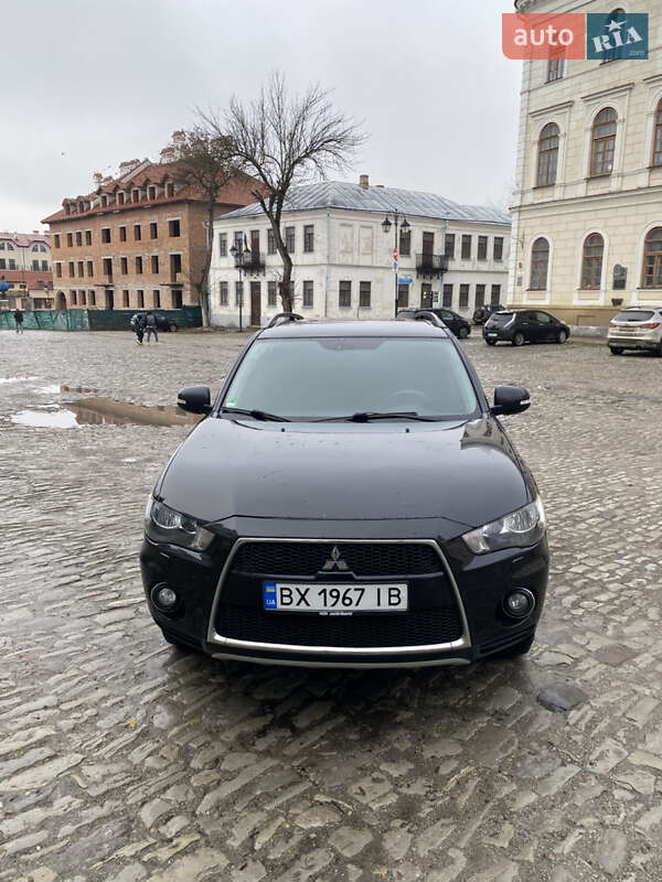 Внедорожник / Кроссовер Mitsubishi Outlander 2011 в Каменец-Подольском фото 2 Внедорожник / Кроссовер Mitsubishi Outlander 2011 в Каменец-Подольском