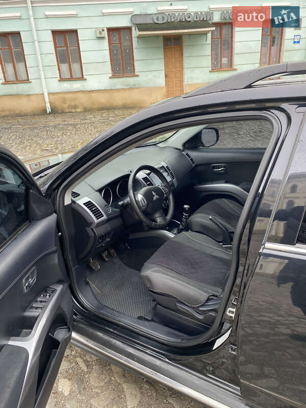 Внедорожник / Кроссовер Mitsubishi Outlander 2011 в Каменец-Подольском фото 5 Внедорожник / Кроссовер Mitsubishi Outlander 2011 в Каменец-Подольском