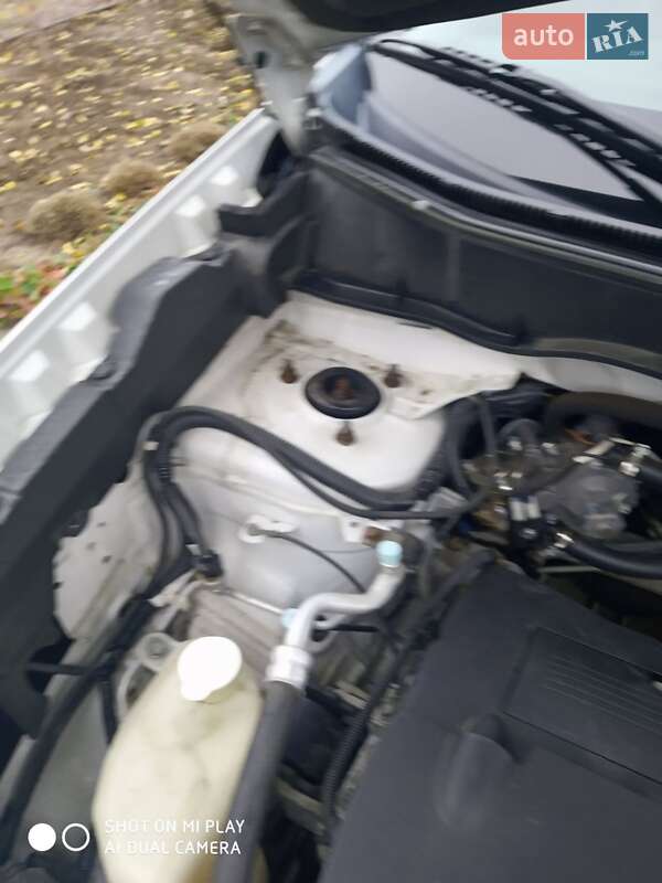 Внедорожник / Кроссовер Mitsubishi Outlander 2013 в Умани фото 2 Внедорожник / Кроссовер Mitsubishi Outlander 2013 в Умани