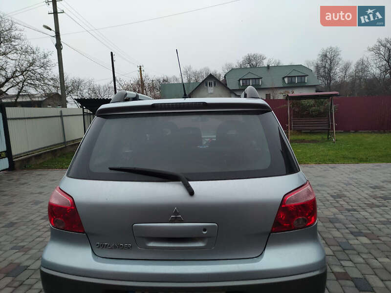 Позашляховик / Кросовер Mitsubishi Outlander 2006 в Коломиї