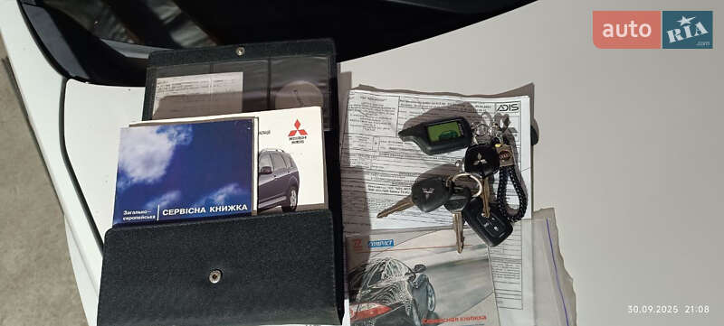 Внедорожник / Кроссовер Mitsubishi Outlander 2008 в Березовке