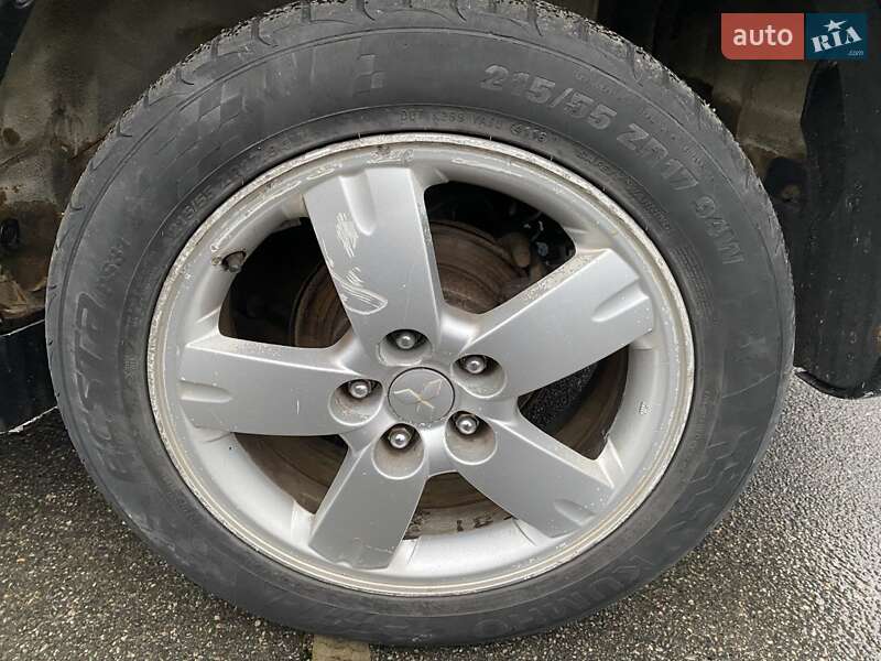 Внедорожник / Кроссовер Mitsubishi Outlander 2008 в Славутиче