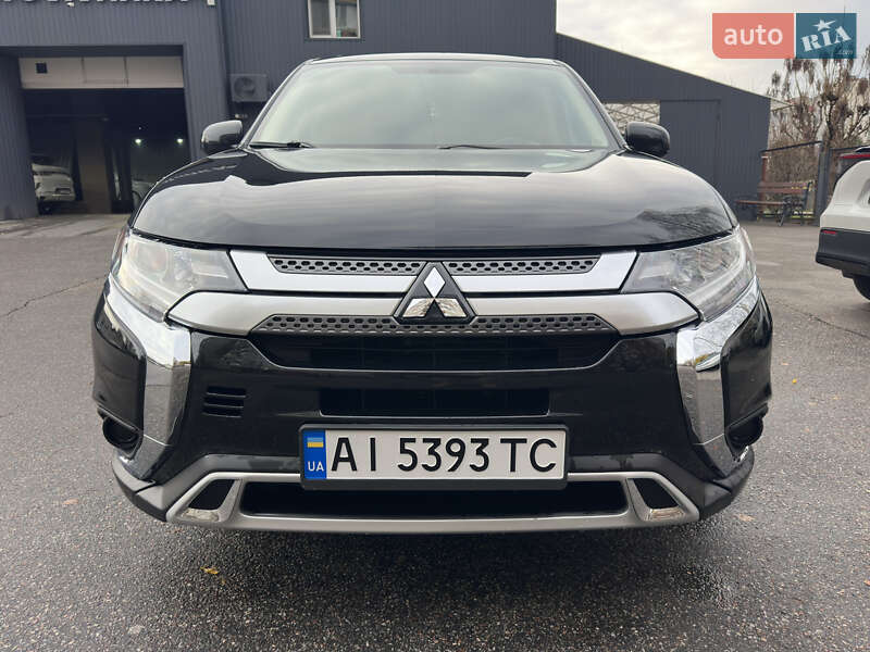 Позашляховик / Кросовер Mitsubishi Outlander 2020 в Білій Церкві