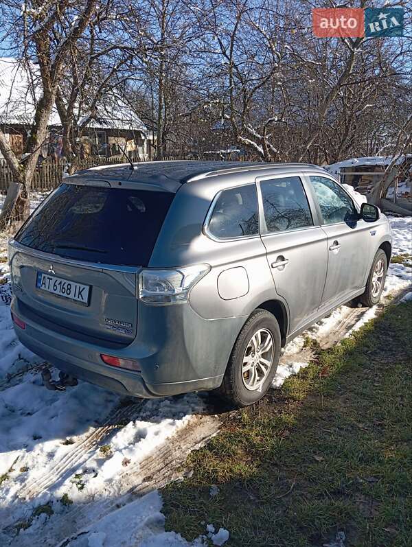 Позашляховик / Кросовер Mitsubishi Outlander 2014 в Богородчанах
