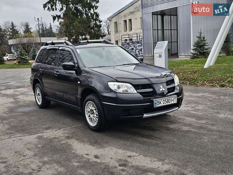 Внедорожник / Кроссовер Mitsubishi Outlander 2007 в Киеве