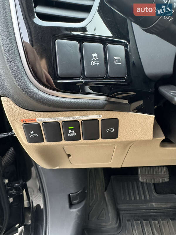 Внедорожник / Кроссовер Mitsubishi Outlander 2019 в Кривом Роге фото 20 Внедорожник / Кроссовер Mitsubishi Outlander 2019 в Кривом Роге