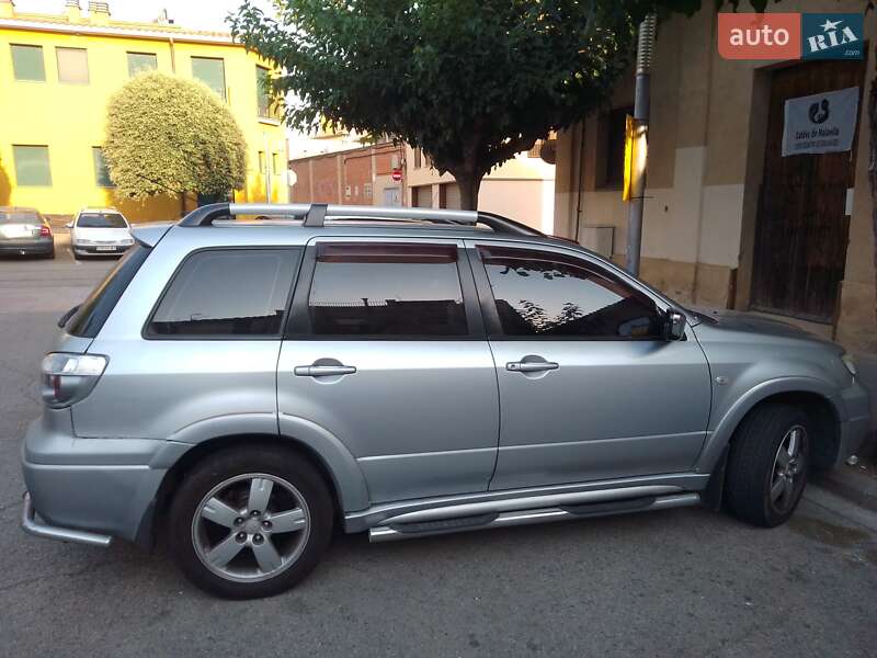 Внедорожник / Кроссовер Mitsubishi Outlander 2008 в Броварах