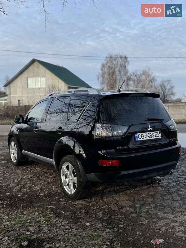 Позашляховик / Кросовер Mitsubishi Outlander 2008 в Броварах