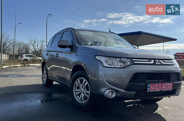 Внедорожник / Кроссовер Mitsubishi Outlander 2013 в Кодыме