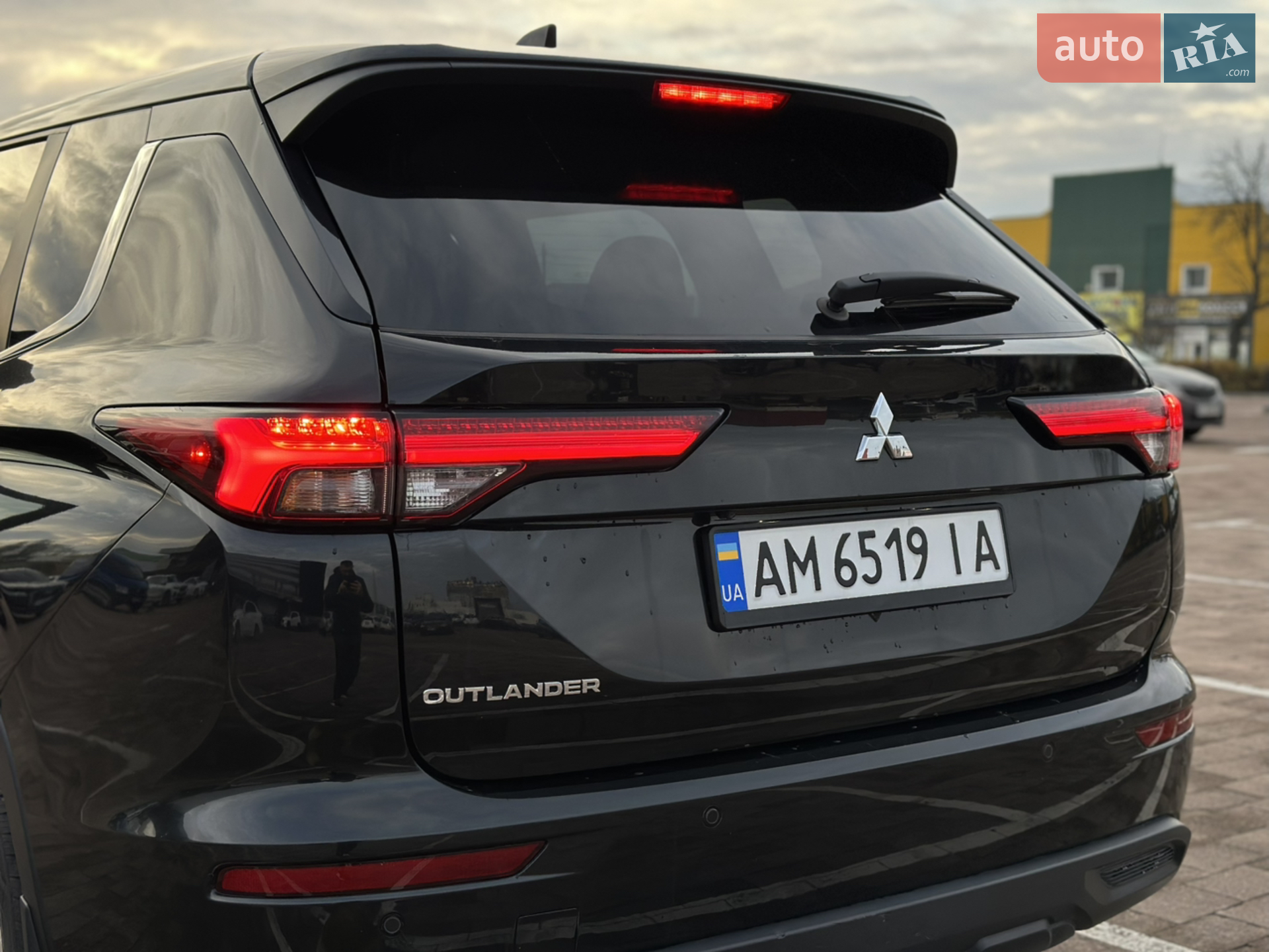 2022 Mitsubishi Outlander - мініатюра 11